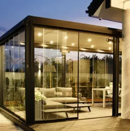 Pergola grise anthracite vitrée