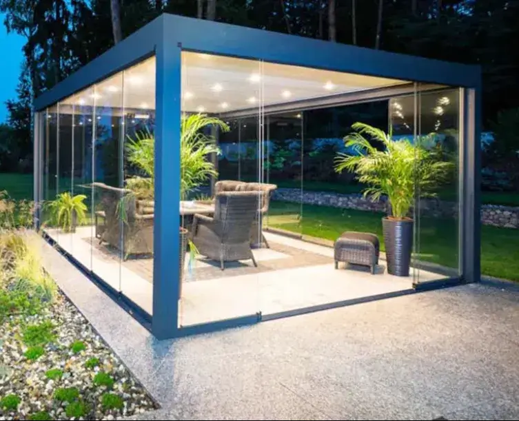 Pergola vitrée illuminée ilotée