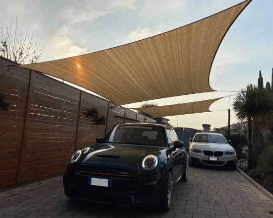 voile d'ombrage protection voiture